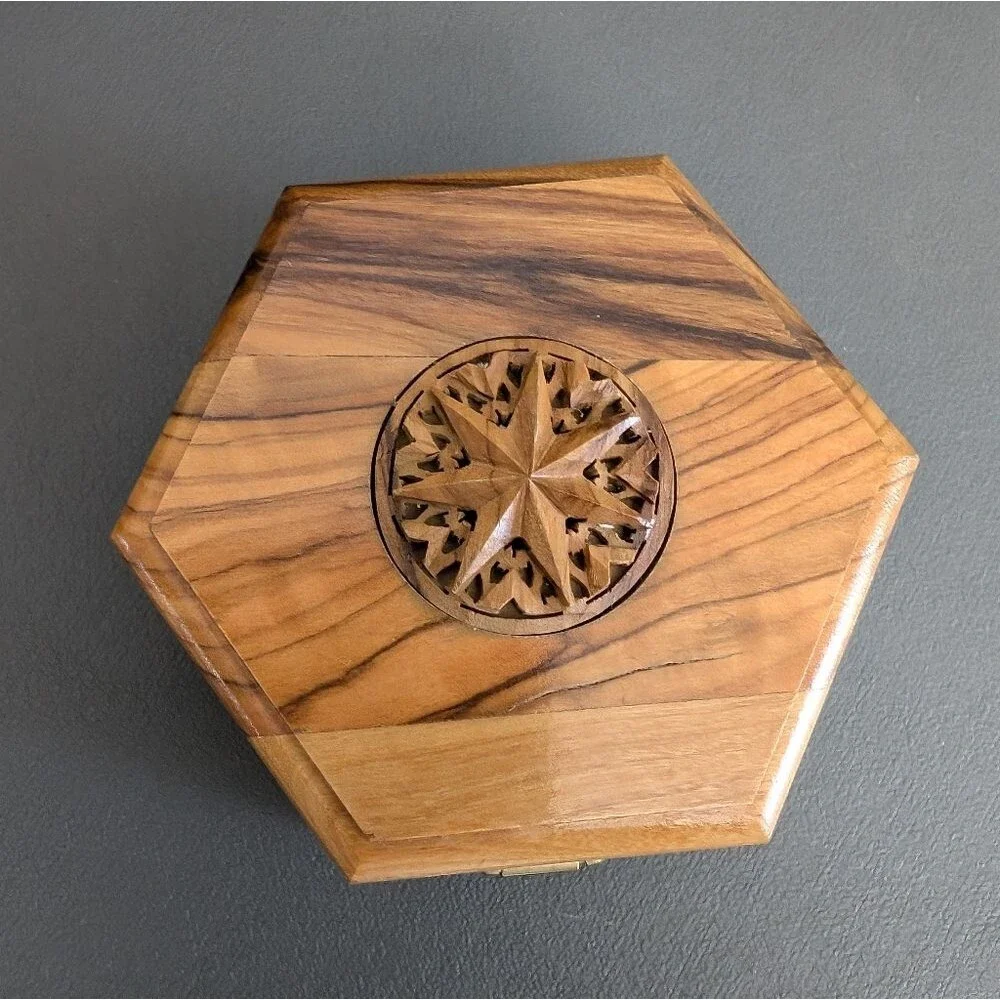 Olive Wood 7 Point Star Trinket Box, Made In Bethlehem